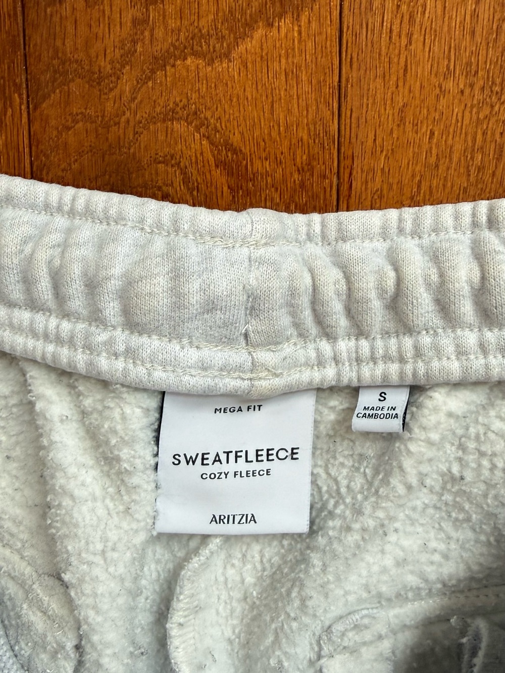 Aritzia Sweatfleece Cozy Fleece Sweatpants - Light Gray - Picture 4 of 4